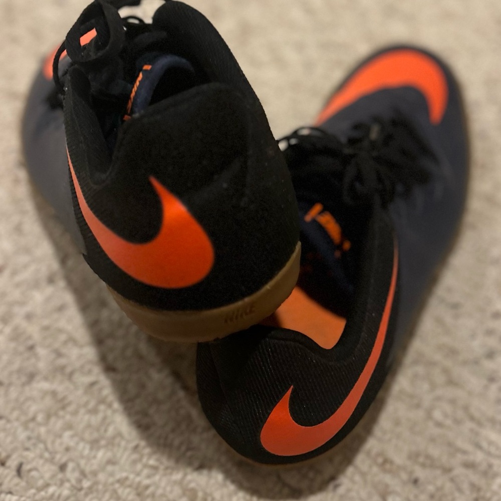 Nike Black and Bright Orange Sneakers (Athletic Shoes,indoor sports)adult size12